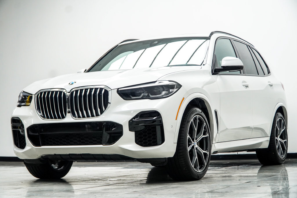 Used 2023 BMW X5 sDrive40i w/ M Sport Package RWD image 9