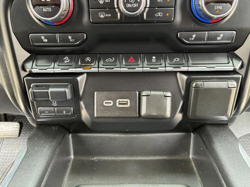 Used 2019 Chevrolet Silverado 1500 RST w/ All-Star Edition AWD/4WD image 27