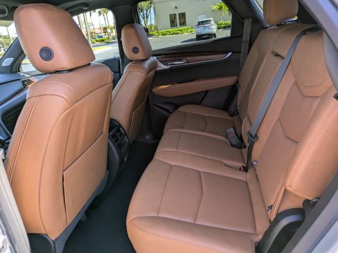 Certified 2024 Cadillac XT5 Premium Luxury w/ LPO, Floor Liner Package image 13