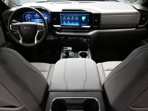 Used 2026 Chevrolet Silverado 1500 LT Trail Boss w/ Safety Package image 13