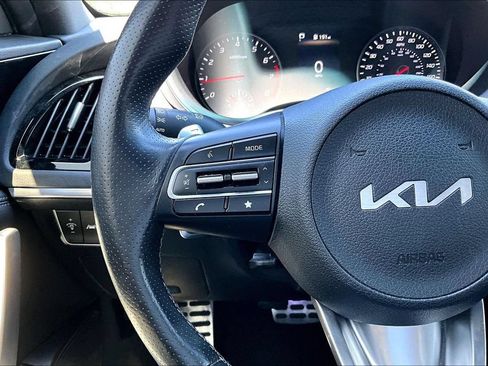 Used 2022 Kia Stinger GT-Line RWD image 6