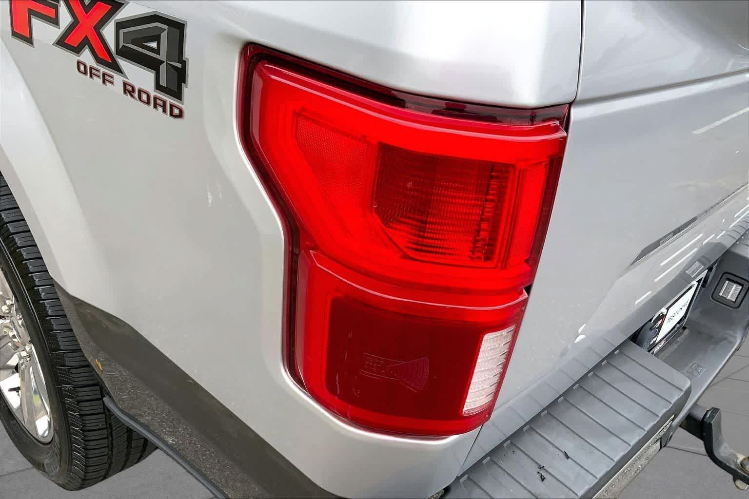 Used 2018 Ford F150 XLT w/ Equipment Group 302A Luxury AWD/4WD image 27