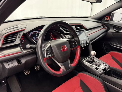 Used 2018 Honda Civic Type R image 10
