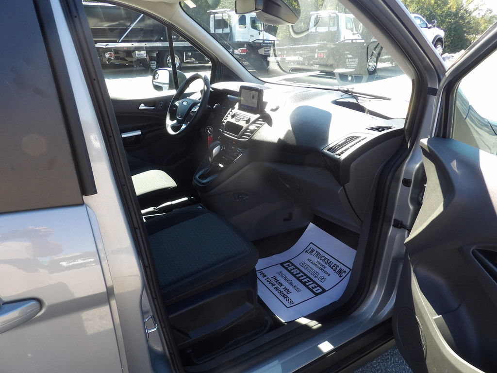 Used 2023 Ford Transit Connect XLT FWD image 37
