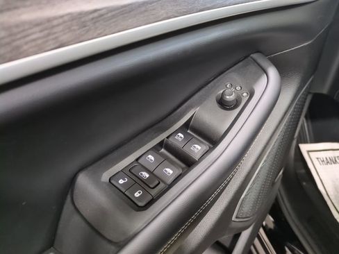Used 2024 Jeep Grand Cherokee L Limited w/ Luxury Tech Group II AWD/4WD image 20