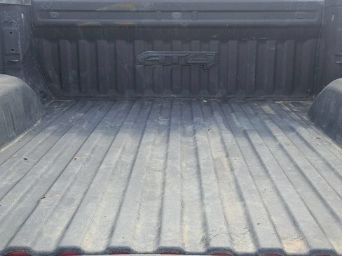 Used 2024 GMC Sierra 1500 AT4 w/ Technology Package AWD/4WD image 39