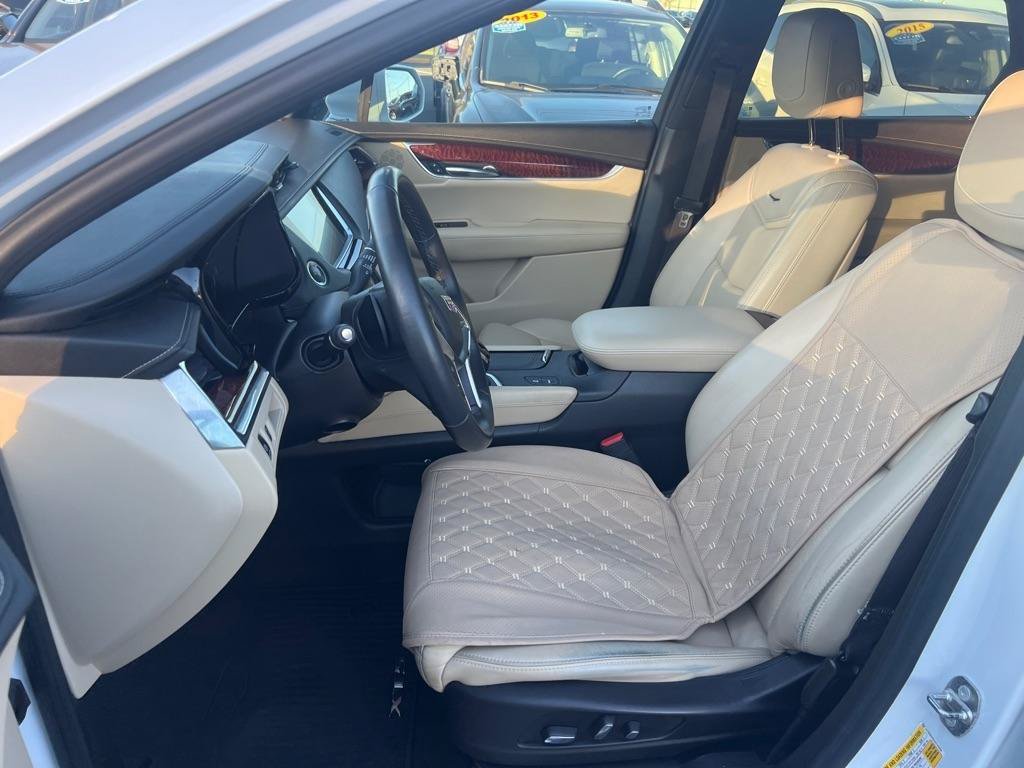 Used 2018 Cadillac XT5 Premium Luxury FWD image 13