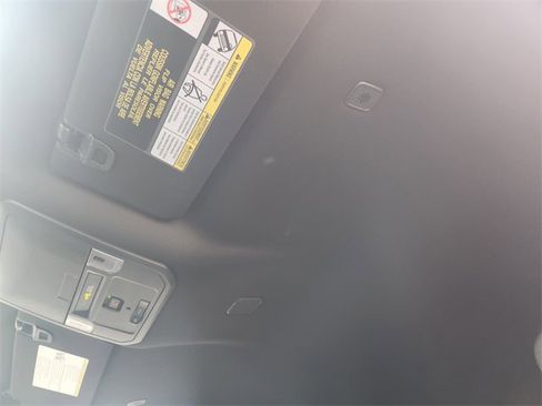 Certified 2025 Toyota Tacoma TRD Sport image 25