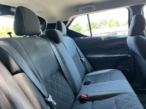 Used 2020 Nissan Kicks S w/ Interior Electronics Package FWD image 20