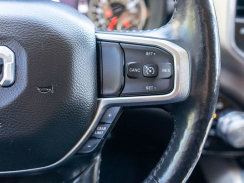 Used 2019 RAM 1500 Laramie AWD/4WD image 18