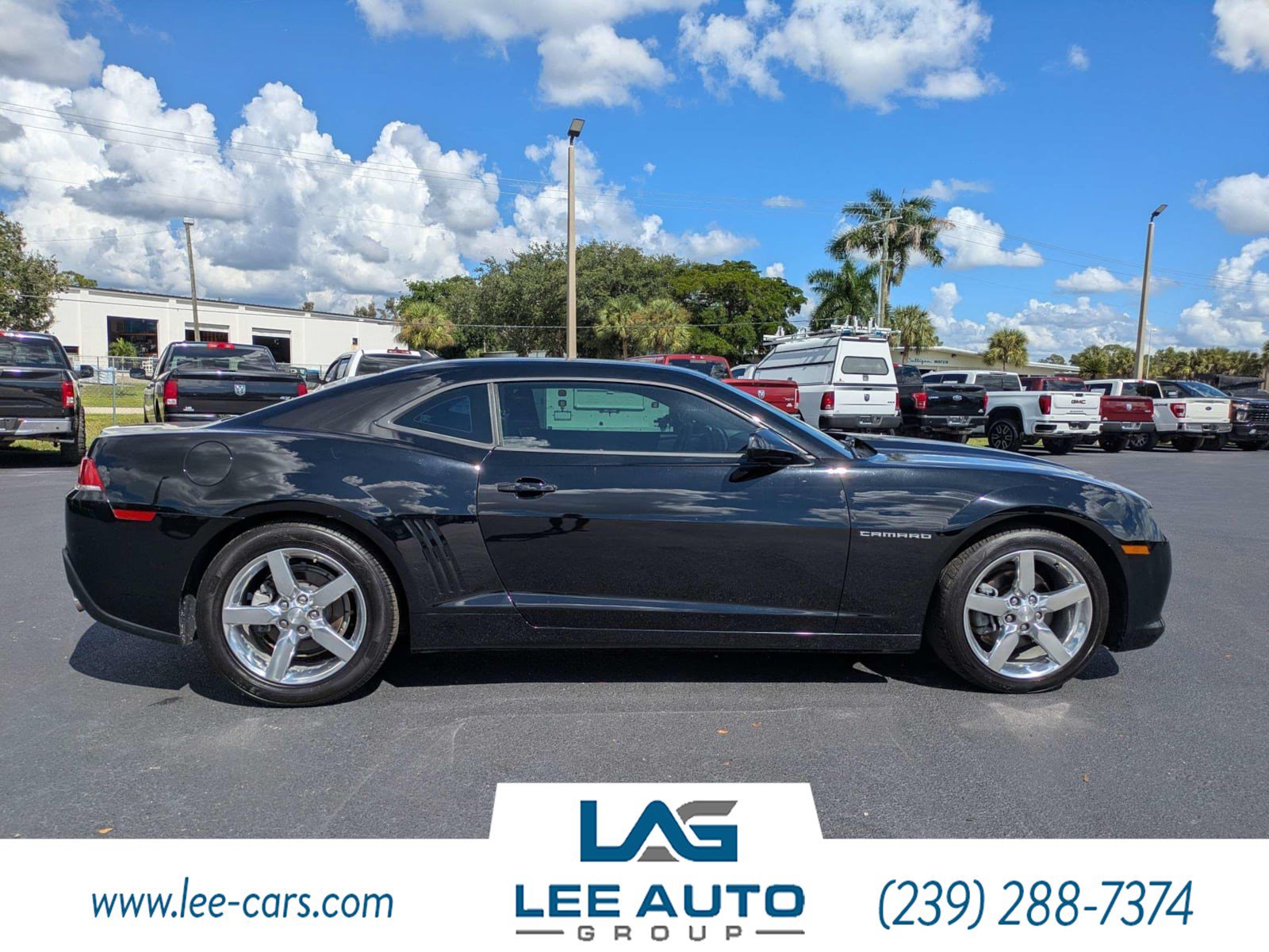 Used 2015 Chevrolet Camaro LT RWD image 2