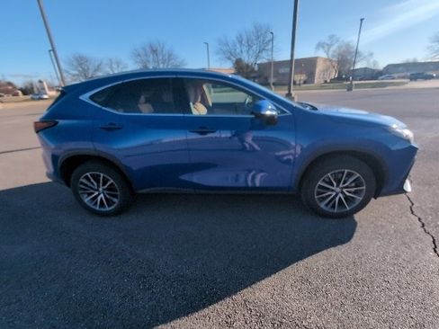 Used 2025 Lexus NX 350 AWD image 2