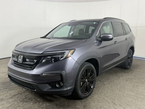 Used 2022 Honda Pilot Special Edition image 3