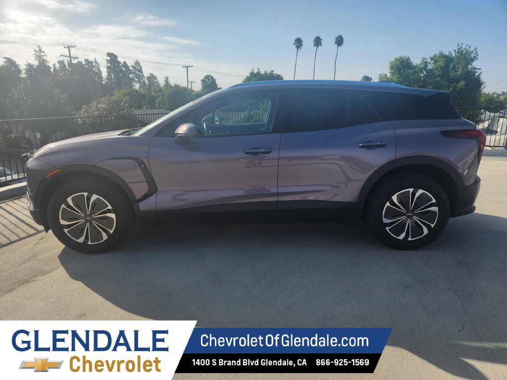 Used 2024 Chevrolet Blazer EV LT AWD/4WD image 3