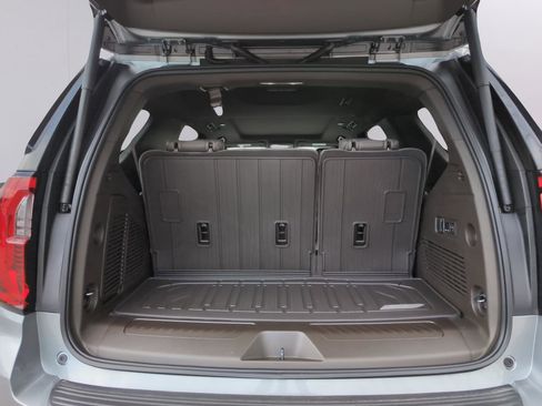 New 2026 GMC Yukon Elevation w/ Elevation Premium Package image 13