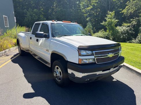 Used 2005 Chevrolet Silverado 3500 LT w/ Heavy-Duty Power Package RWD image 7