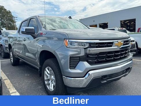 Used 2026 Chevrolet Silverado 1500 LT AWD/4WD image 2