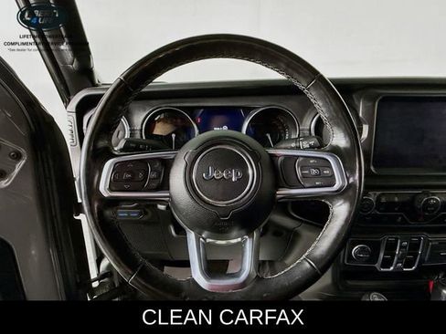 Used 2021 Jeep Wrangler Unlimited Sahara w/ Cold Weather Group AWD/4WD image 11