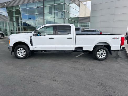 Certified 2024 Ford F350 XLT AWD/4WD image 12