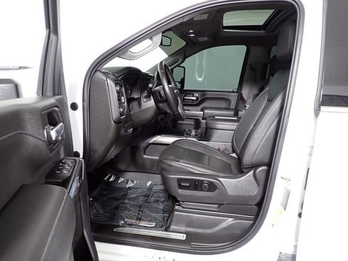 Used 2021 Chevrolet Silverado 3500 LTZ image 27