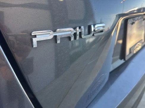 Used 2019 Toyota Prius Limited image 11