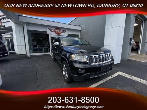 Used 2012 Jeep Grand Cherokee Overland AWD/4WD image 6