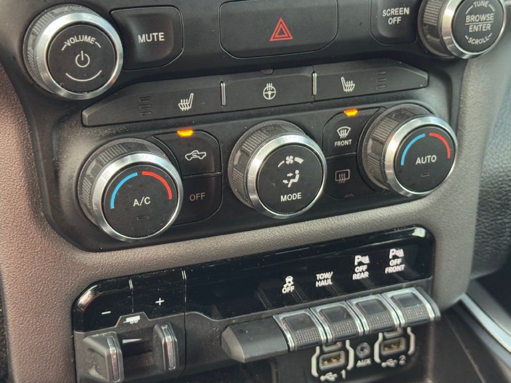 Used 2022 RAM 1500 Big Horn AWD/4WD image 33