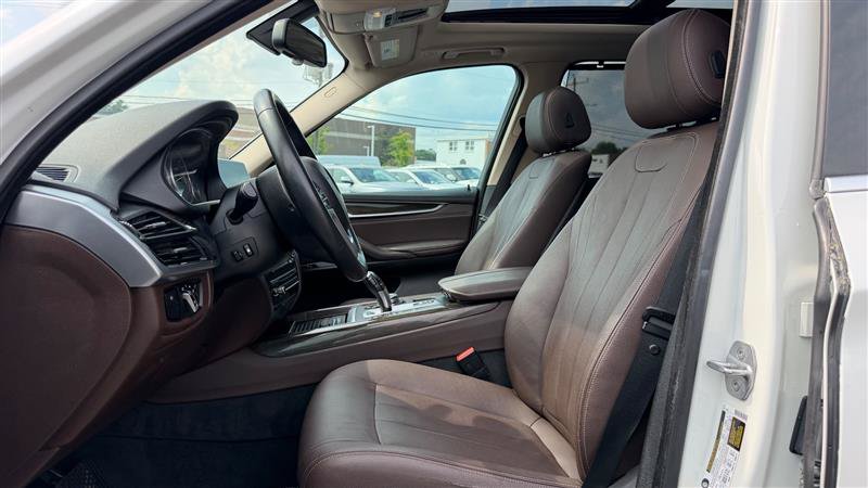 Used 2015 BMW X5 xDrive35i AWD/4WD image 25