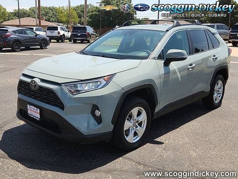 Used 2021 Toyota RAV4 XLE FWD image 1