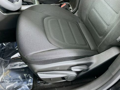 Used 2022 Jeep Renegade Latitude image 30