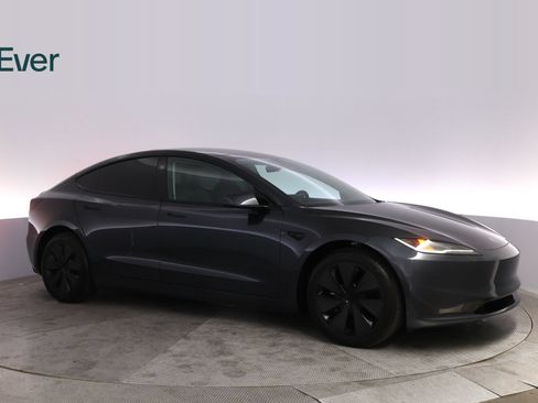 Used 2025 Tesla Model 3 RWD image 14