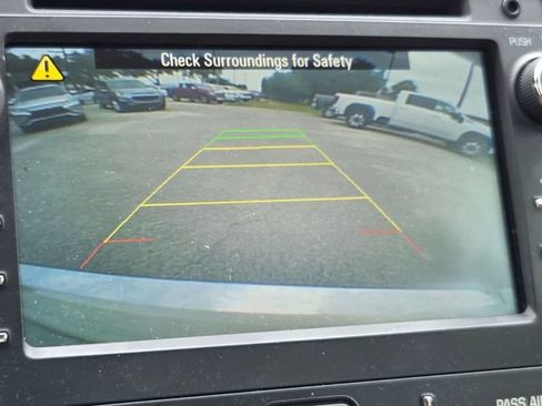 Used 2014 Buick Enclave Leather FWD image 19