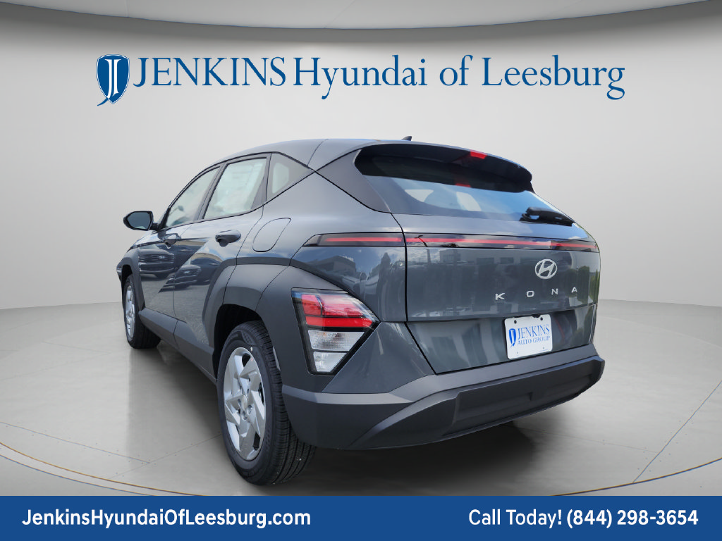 New 2027 Hyundai Kona SE FWD image 7