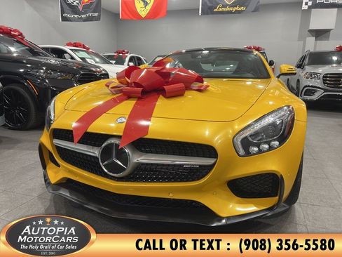 Used 2017 Mercedes-Benz AMG GT Coupe image 1