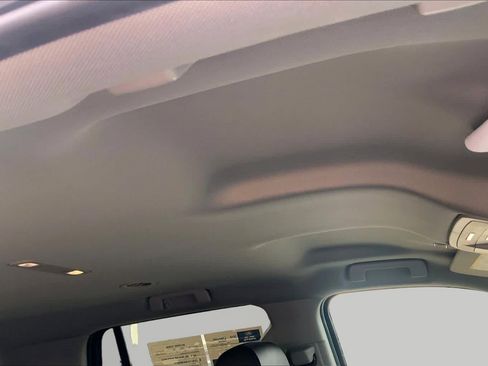 Used 2018 Chevrolet Tahoe LT AWD/4WD image 14