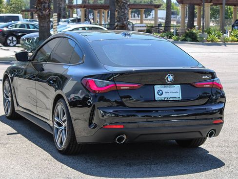 Certified 2022 BMW 430i w/ M Sport Package RWD image 4
