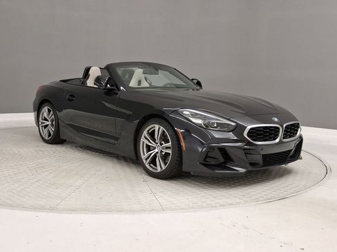Used 2023 BMW Z4 sDrive30i w/ Convenience Package RWD image 5