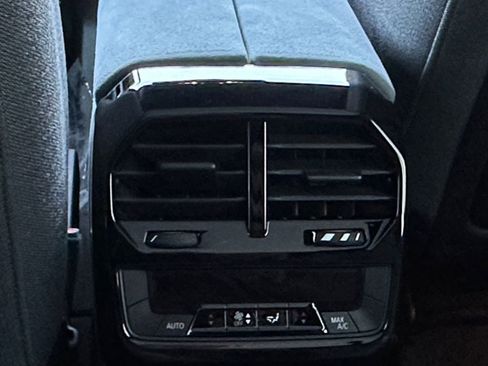 Used 2023 BMW iX xDrive50 w/ BMW I Signature Blue Package image 22