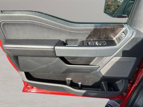 Used 2023 Ford F150 Lariat AWD/4WD image 17