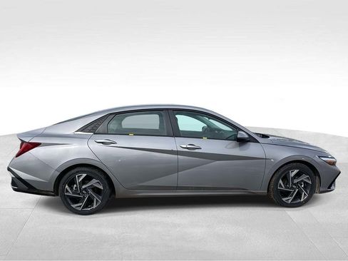 New 2026 Hyundai Elantra Limited w/ Cargo Package FWD image 5