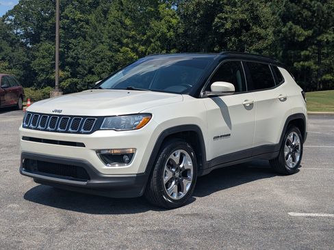 Used 2021 Jeep Compass Limited FWD image 5