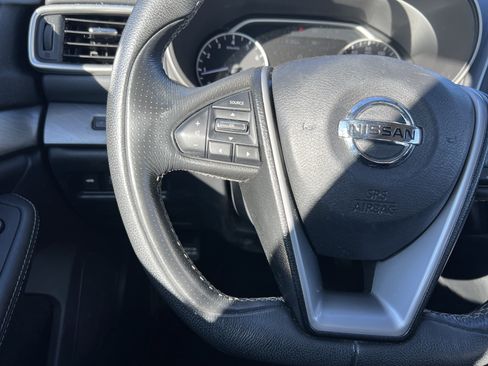 Used 2017 Nissan Maxima 3.5 SV image 19