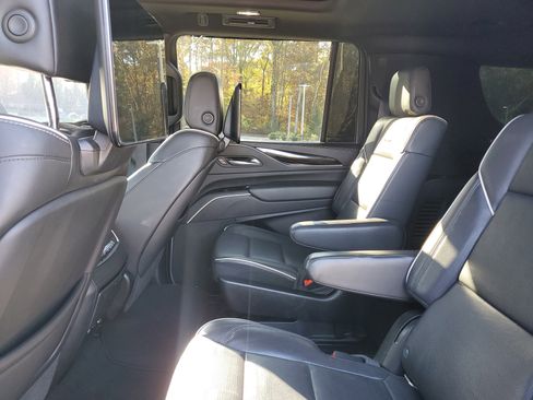 Used 2021 Cadillac Escalade ESV Sport w/ Driver Assist Tech Package image 13