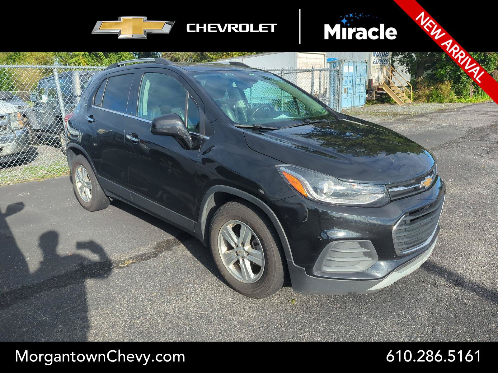 Used 2019 Chevrolet Trax LT w/ LT Convenience Package FWD image 1