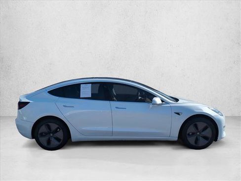 Used 2020 Tesla Model 3 Long Range image 4