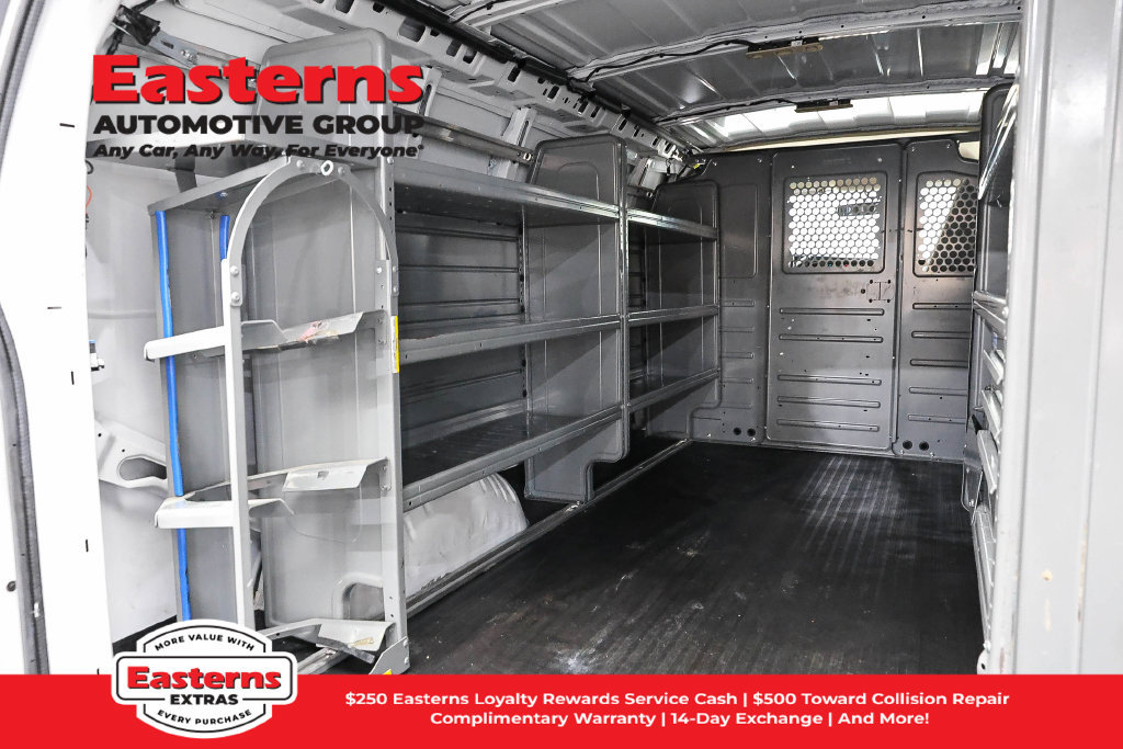 Used 2022 GMC Savana 2500 w/ Driver Convenience Package RWD image 21