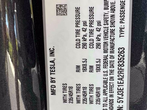 Used 2024 Tesla Model 3 Long Range RWD image 12