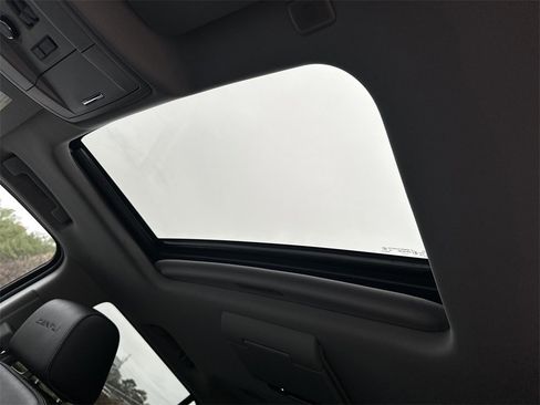 Used 2017 GMC Yukon Denali w/ Open Road Package image 35