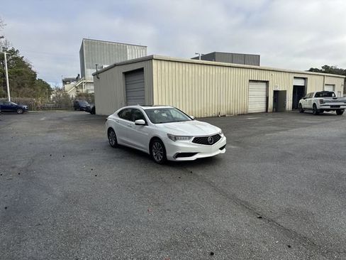 Used 2020 Acura TLX image 3