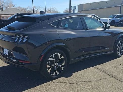 Used 2021 Ford Mustang Mach-E Premium image 8